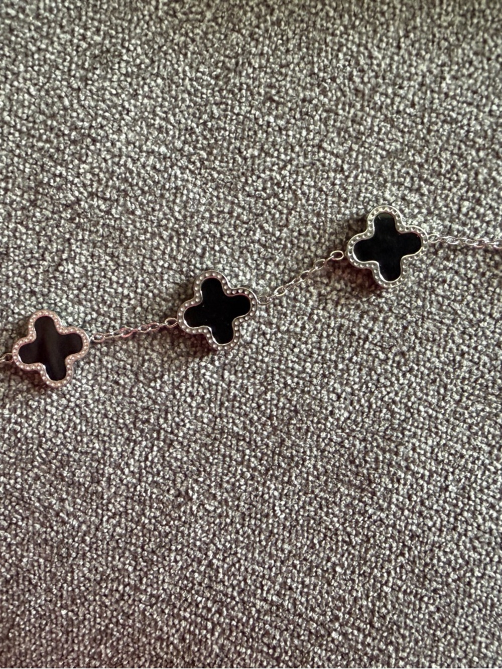 Clover Bracelet Set - Picture 7 of 7